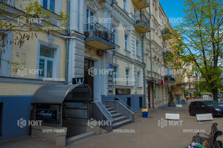 БЦ Івана Франка, 36